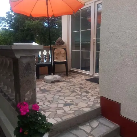 Apartman In 33251