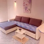 In 33251 דירה קראליביצה