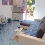 In 33251 * קראליביצה