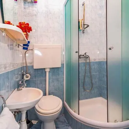 In 33251 Apartamento Kraljevica